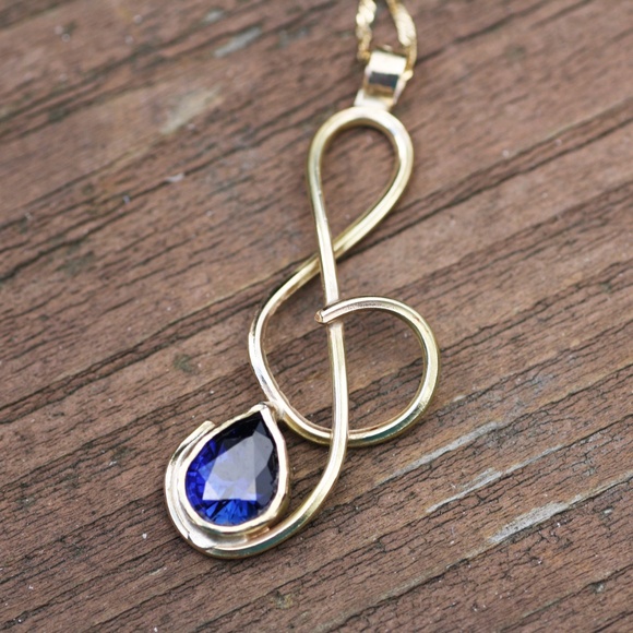 Handmade Music Sapphire Pendant Handcrafted Solid 14K Yellow Gold - Picture 4 of 11